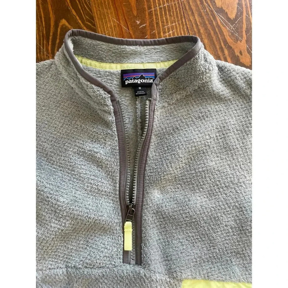 Patagonia Women's Re-Tool 1/2 Zip Pullover in Tailored Gray&Nickel, M - Picture 5 of 6
